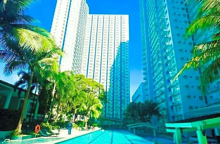 Tropicana Grass Residences Mrt Nlex Sm North Shopping District Отель 5*