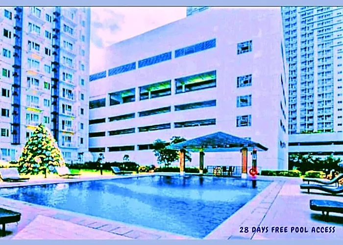 Tropicana Grass Residences Mrt Nlex Sm North Shopping District Отель