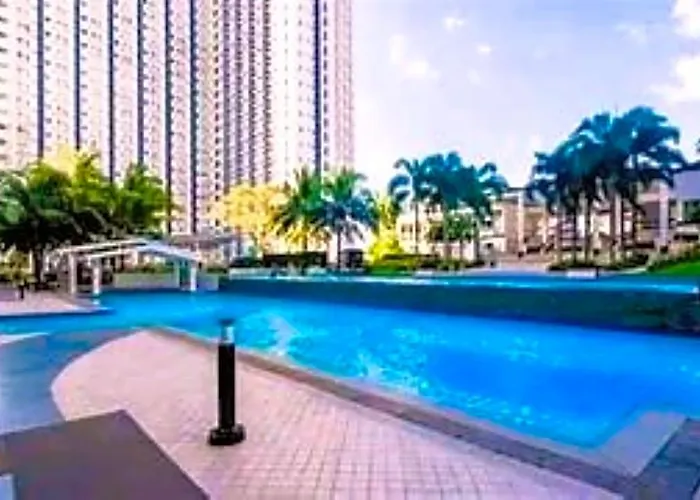 Tropicana Grass Residences Mrt Nlex Sm North Shopping District Отель