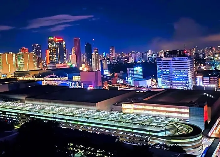 Tropicana Grass Residences Mrt Nlex Sm North Shopping District Манила